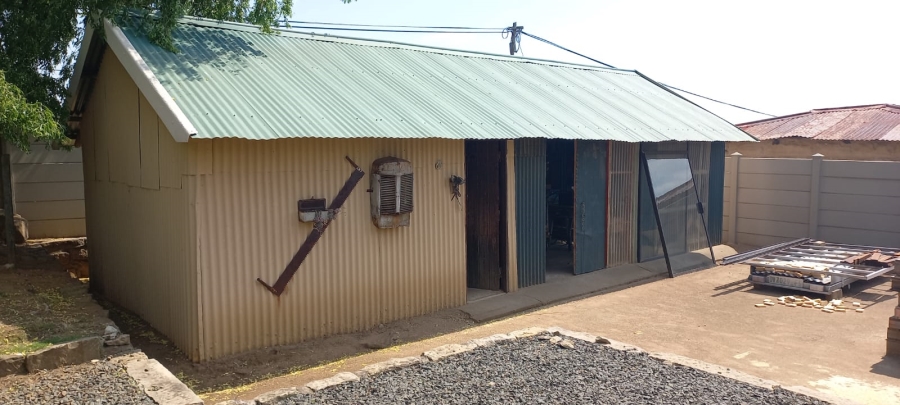 2 Bedroom Property for Sale in Paul Roux Free State